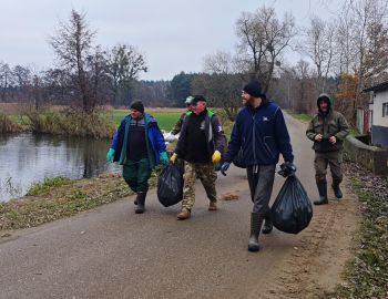 Informacja - sprzątanie rzeki